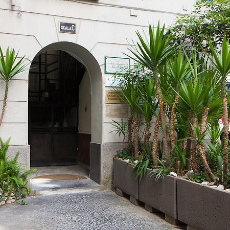 Bovio Prestige Apartments Nápoly Kültér fotó